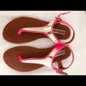 Girls Steve Madden t-strap sandals